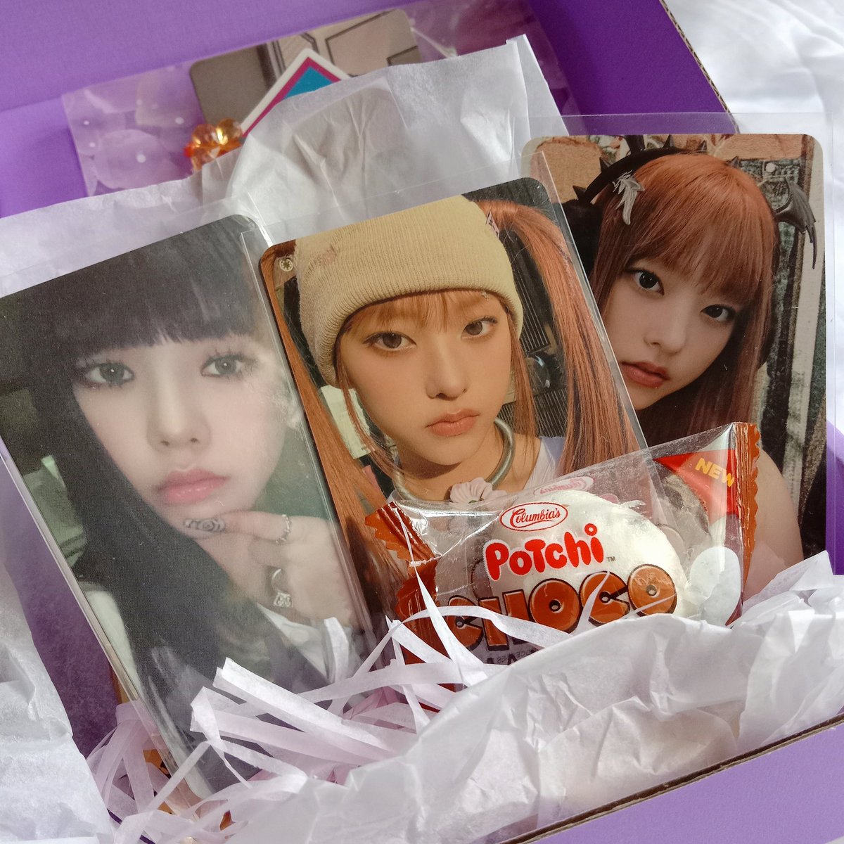 acapriocartz's tweet photo. ✶ 🤖 #laurmails .ᐟ
    𝓶𝓪𝓲𝓵 𝓯𝓻𝓸𝓶: @issascart 💭

﹆ hello po ! ^^ my haerin omg pcs &amp; rina bangs came home safely today >_< thank you so much for packing them safely, and for the freebies too ! 😖

♡ ─ #issasfeedbacks ༉ https://t.co/iSiwIgX5hY