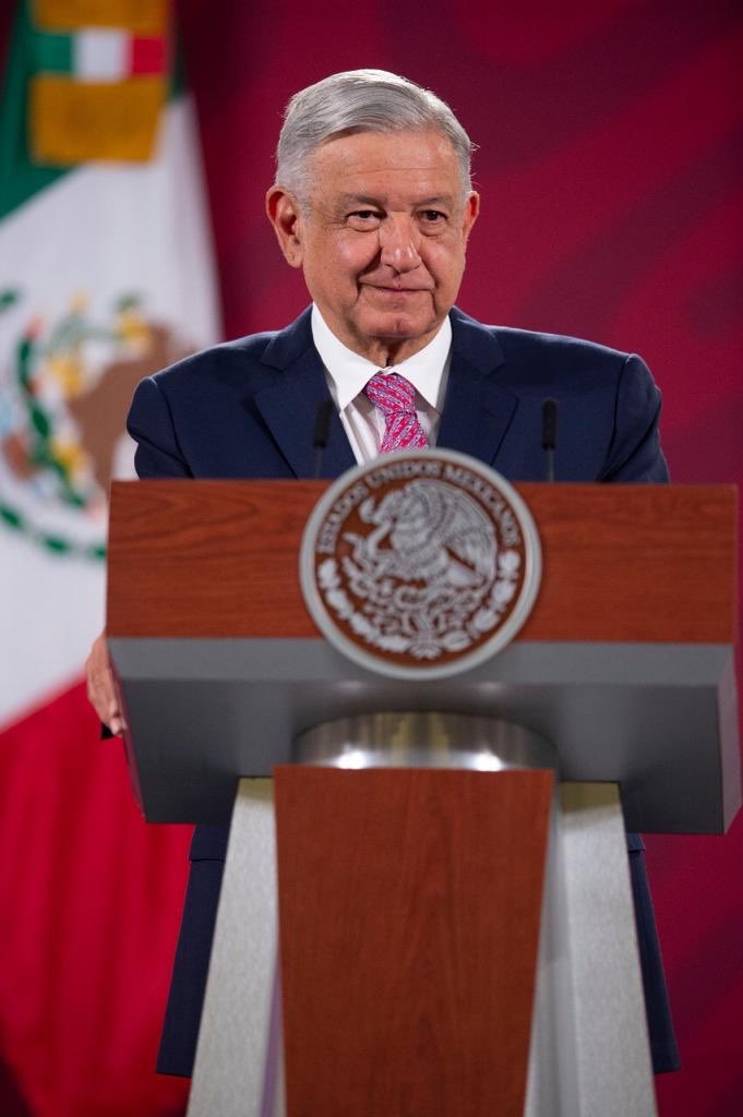 ThaliLeyva's tweet photo. Estoy de acuerdo #LaMañaneraNoSeToca. Así como la oposición tiene su boletín en @AtypicalTeve o @latinus_us o la pifia  de #LaContramañanera de Kenia López, @lopezobrador_ y la #4T tienen derecho a la libre expresión. https://t.co/lLqVl7bsxa