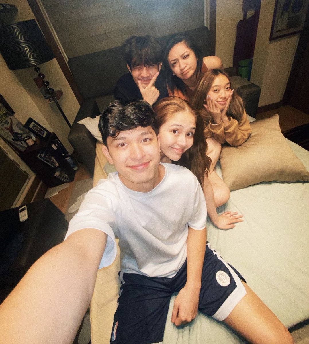 cuties 🤍

#jayda #aljonmendoza #fana #ralphmalibunas #gailbanawis