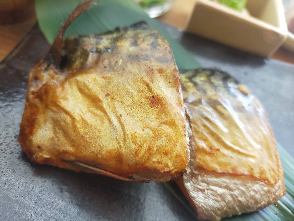 nyorosuke2015's tweet photo. 広島駅北側
【とく山】の鯖塩焼き
美味しかった
オススメ
ランチ、1000円くらい。 https://t.co/7z88gkIirS