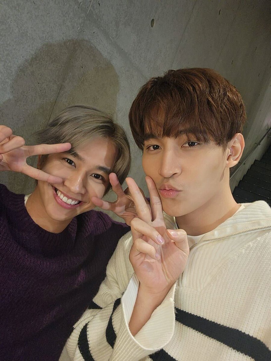 OhmFlukeFamily's tweet photo. พี่ฟลุ้ค น้องโอห์ม แล้วนะ 😆
#OhmFluke1stJPFM https://t.co/RL5MqYDsI4