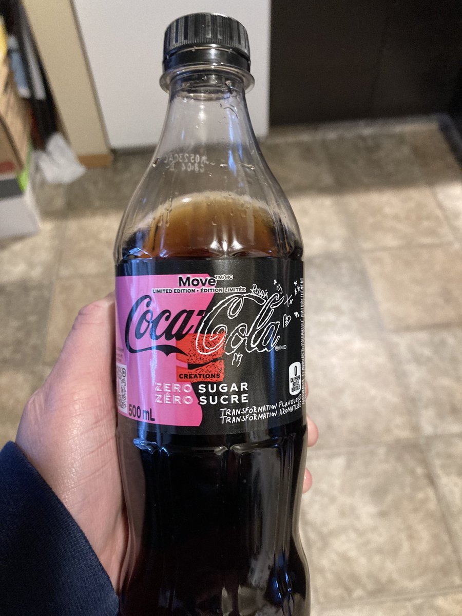RidersFan71's tweet image. Coke Move tastes like what I think suntan lotion would taste like🤮🤮🤮#coke #cokemove #neveragain