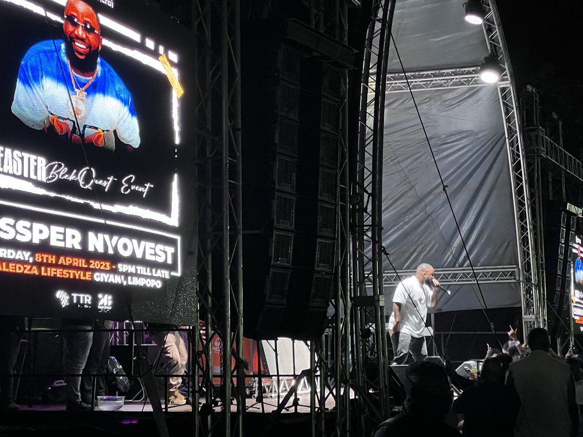 MaledzaLS's tweet image. Cassper !