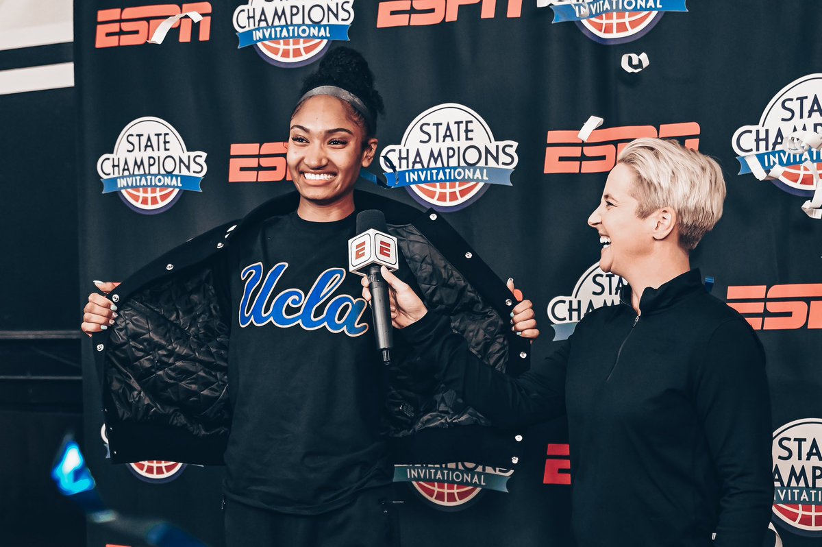 john_kolano's tweet photo. Incredible week at Georgetown University’s McDonough Arena producing Girls State Champions Invitational! Thankful for those who have helped me get to this position and who continue to encourage my growth. Looking forward to the next one!! 
@paragon_mktg @SCNext @espn  @RossPS_ https://t.co/bFD5710bXL