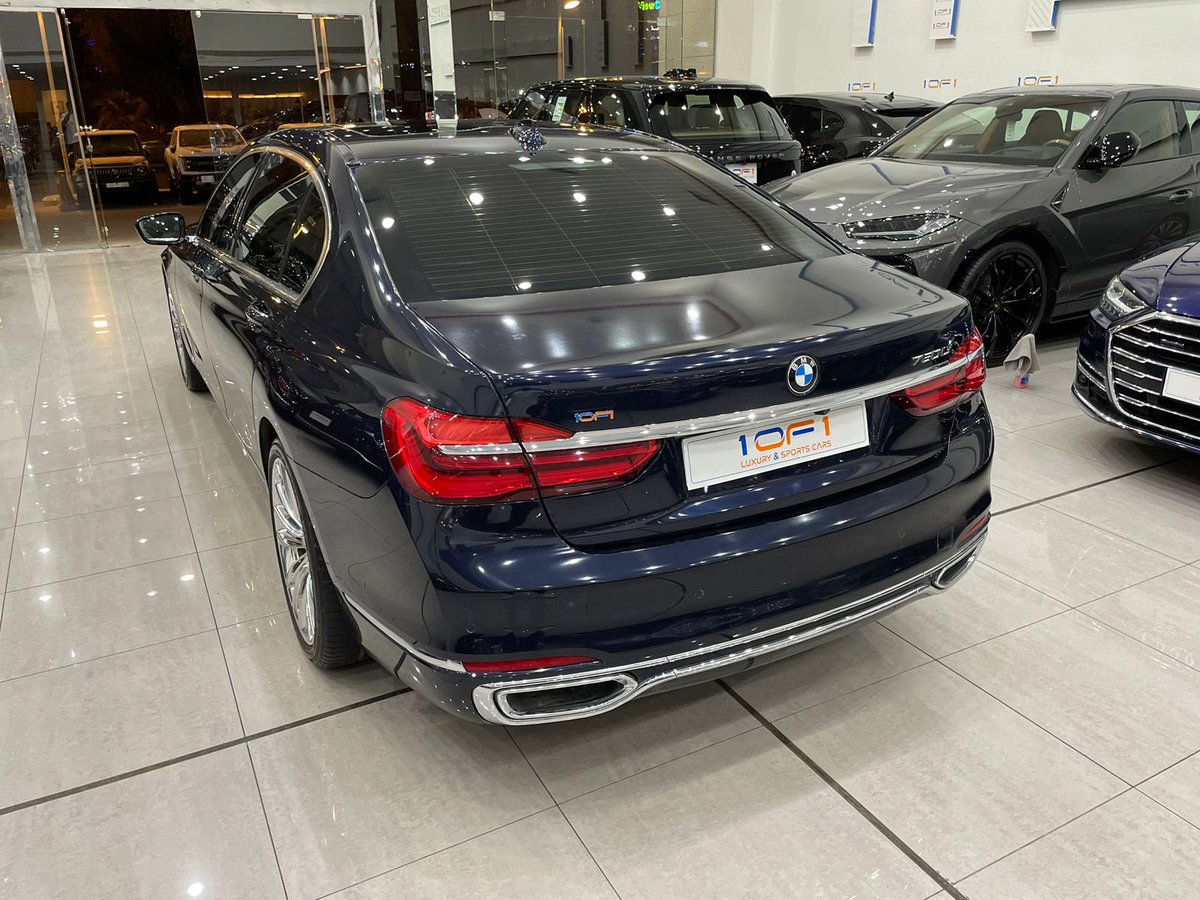 1OF1SA's tweet photo. BMW750 - 2019 - 27,000km 

#mercedsbenz #g63 #4x4 #bmw #Audi #Porsche #rangrover #SVR #vogue #ferrari #Purosangue #812 #GTS #Lamborghini #avantador #urus #huracan #V12 #cars #rollsroyce #RR #Cullinan #1OF1 #Bentley #Saudi https://t.co/Pj7yiuOKTv