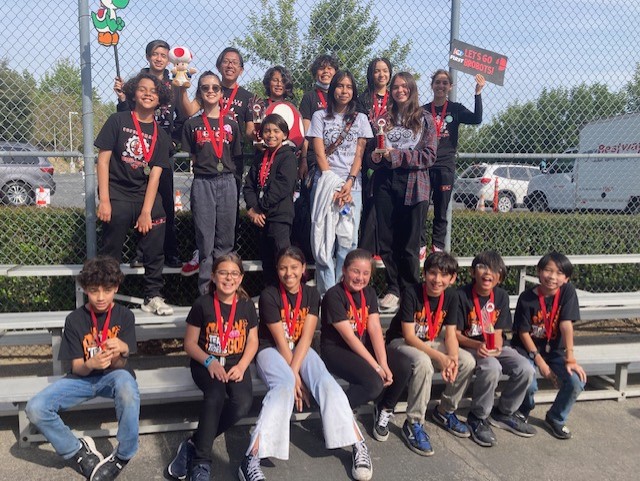 Always a great time when competing with our HLPUSD teams Robo Knights and Super Smash Brobots 
@FIRSTweets #morethanrobots #proudtobeHLPUSD @NewtonHLPUSD @valinda_valiant