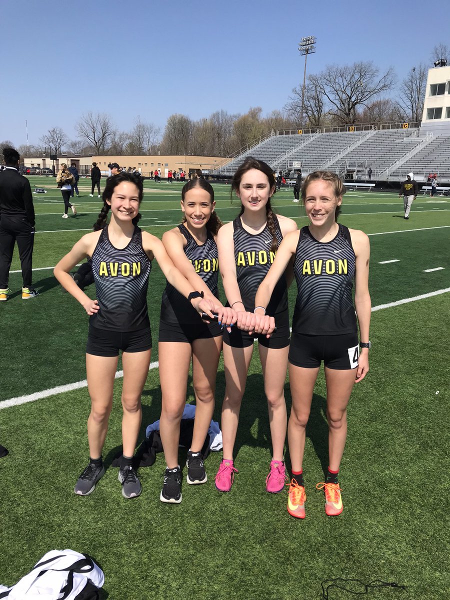 Coach_Orender's tweet photo. The Lady Orioles (86 Pts) outscored host school Warren Central (72 Pts) to capture the trophy at Warren Relays!  Distance events contributed 24 points to the team total. https://t.co/XKrTa2Zq6m
