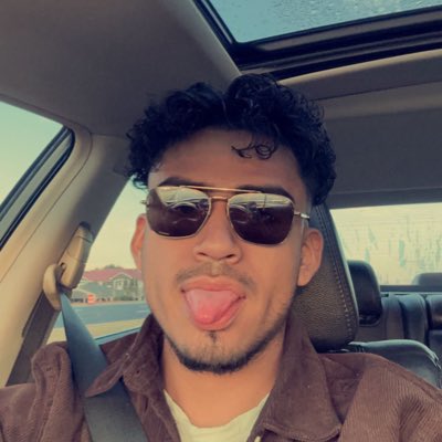 elianmora's tweet photo. #NewProfilePic https://t.co/KFbuo93fz5