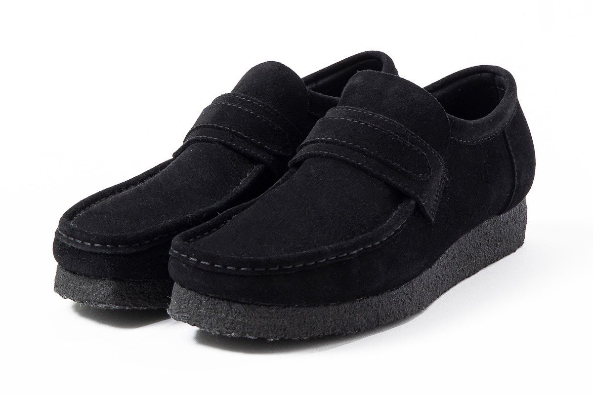 uptod4te's tweet photo. Clarks Originals の70年代アーカイヴ『Wallabee Loafer』が復刻。全2色展開で好評発売中 ［クラークス オリジナルズ ワラビーローファー］
https://t.co/yDuogV9J0u https://t.co/L8NJvFClYc