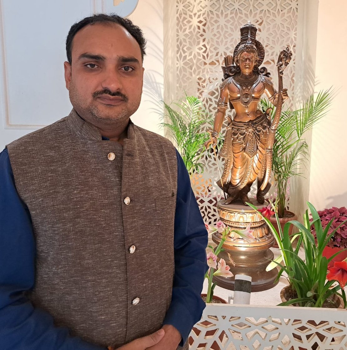 abhishekpandey2's tweet photo. रविवार की सुबह आप सभी राम राम भगवान राम की जन्म स्थली अयोध्या से 
    #जयश्रीराम
#SundayMorning #SundayWorkingDay https://t.co/GagnvVGG2K