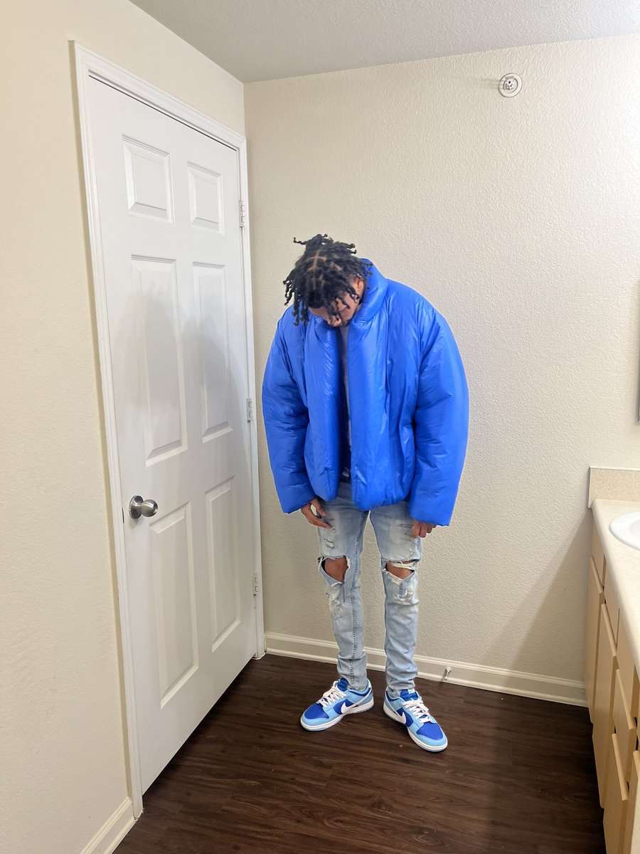 Bitch asked do I loved her, I said I can’t cus hoe I’m heartless… #GramFam