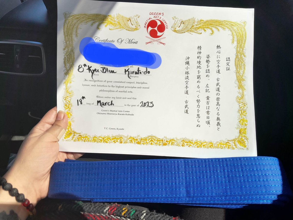 TavarezNdon's tweet photo. I earned my Blue Belt March 18th!
#karategirl # nerd #gamer #artist #DigitalArtist #cute #figter #cowabunga #cosplayer https://t.co/Mu839Iq1wP