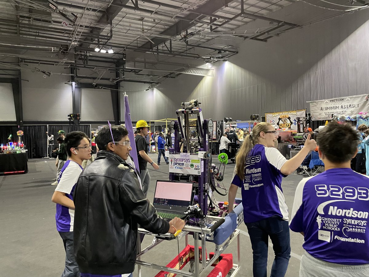 FRC5293's tweet photo. We had an awesome time competing in the 2023 PCH Championship the past 3 days!!! With that, our season concludes and we are looking forward to the next off-season competition at GRITS 🙌 https://t.co/UBwhRQjvBL