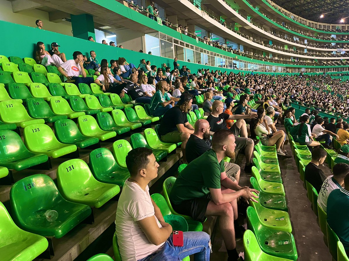 Mads_Chr97's tweet image. Vi tog i dag på 1-dags tur til Cali, hvor vi skulle se kriseramte @AsoDeporCali mod det ekstremt defensive @Equidadfutbol. Og ja, det endte med samme resultat som da kampen blev fløjtet i gang, 0-0. Dep. Cali valgte også at brænde straffespark i 94min 🇨🇴⚽️🤦🏼‍♂️ @GroundhoppingT