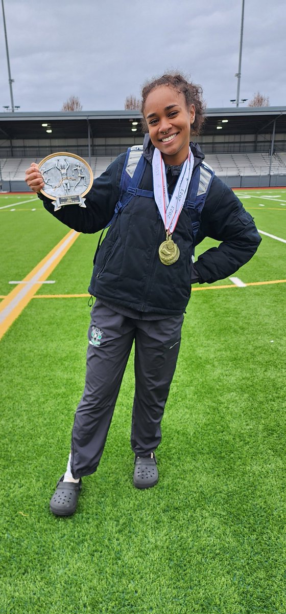 KentwoodTrack's tweet photo. CONGRATULATIONS Vai Green!!!
Female Meet Athlete of the Meet (Field) - Arnie Young Invitational!
3 GOLDS!!!
- Long Jump
- 100 Hurdles 
- 300 Hurdles https://t.co/REUTItuf9G