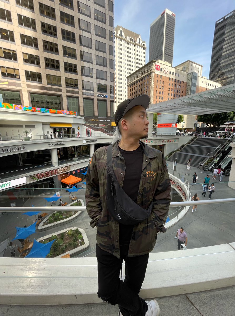 takrock113's tweet photo. ᴍᴀᴅᴇ ɪɴ ʟᴀ
👕 @kinfoldofficial 
#kinfold #dtla #figat7th https://t.co/JvD1WGmNKP