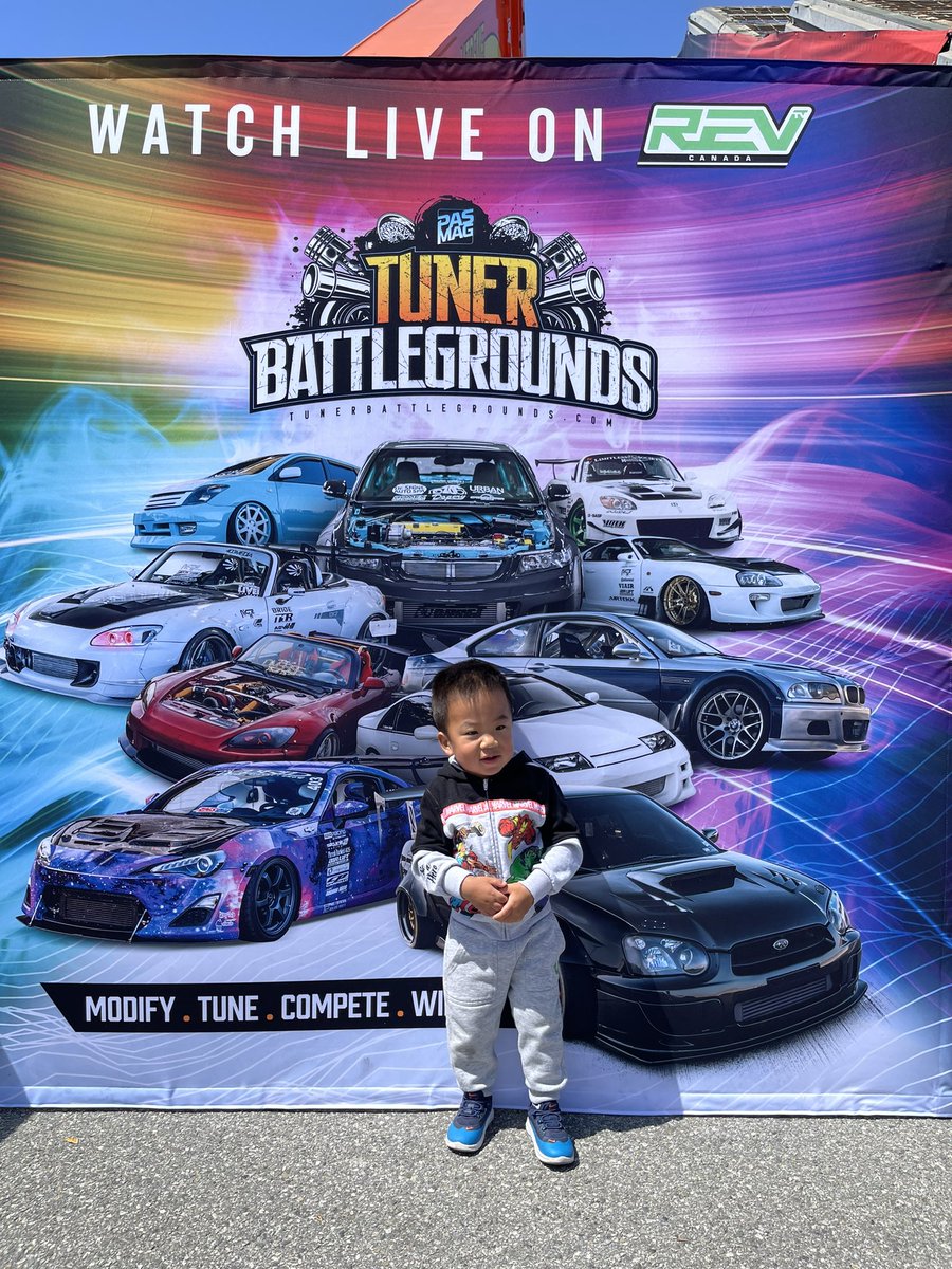 RikDaddy's tweet photo. We stopped by @FormulaDrift Long Beach today so @SkylerGTR could pick out his favorite car at the Tuning 365 car show. There were three “Editor’s Choice” awards handed out by the @pasmag team. Can you guess which cars we picked? #tunerbattlegrounds #pasmag #skylergtr https://t.co/xeWjhz2buf