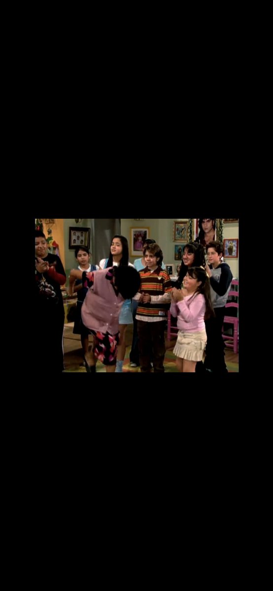 Es Sebastian Córdova? <a href="/hagala_/">Pedro Antonio Flores ⭐️⭐️⭐️</a>  <a href="/Salcedo_Hugo/">#PorLasQueMueres⚽️</a>  <a href="/RaoulPolloOrtiz/">Raoul Ortiz 🐥</a> <a href="/Cordovar97/">Sebastián Córdova</a>  <a href="/Andres_Vaca_/">Andrés Vaca</a>