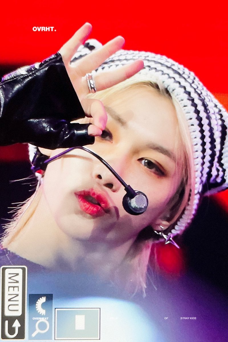 pazikk_'s tweet photo. 너랑 나랑은 지금 안되지
시계를 더 보채고 싶지만
네가 있던 미래에서
내이름을 불러조 https://t.co/UeUOnLnDyd