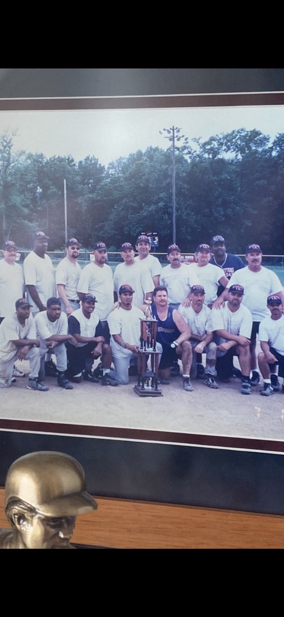 buck342's tweet image. Someone sent me this picture from the 2001 National softball Championships. Cincinnati, Ohio. of course I had my ⁦@warriors⁩ jersey on. ⁦@DDDGURU⁩ the guy next to me went James Logan. Jerry Taporco. We had guys from all over the East Bay. Steamfitters 342 Oakland Ca