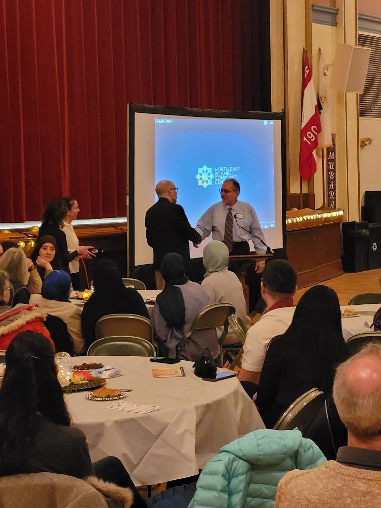 PaulBrodeur2010's tweet photo. Welcomed the community to @MelroseMemHall for the Human Rights Commission’s Iftar celebration tonight. Attendees included families & speakers from Lebanon, Australia,Morocco,Algeria, Turkey&Kazakhstan, demonstrating the diversity w/in the Muslim community. #OneCommunityOpentoAll https://t.co/C9MPEmuO7L