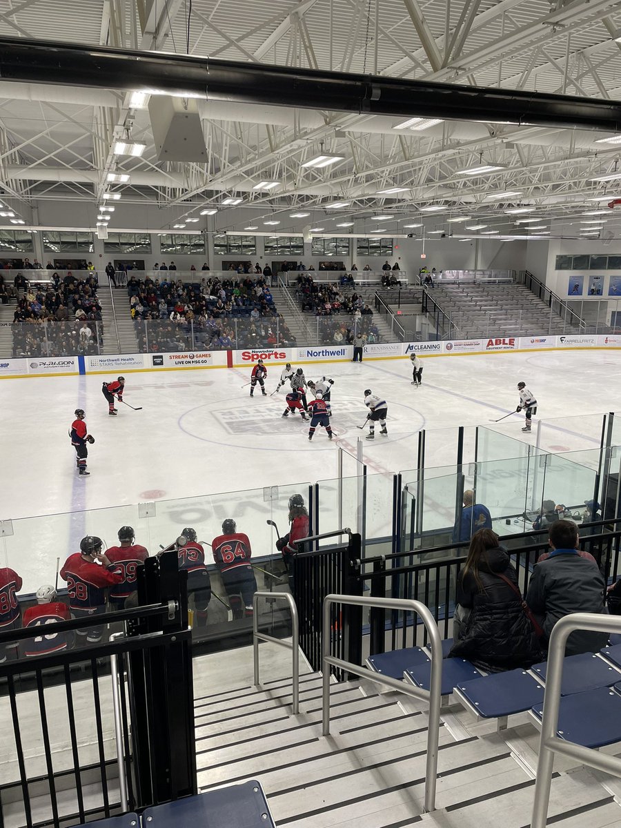 Mariah_Caitlinn's tweet image. The best nights are when your two passions combine. What a fun night at the @IBEWLocalUnion3 and @IBEWLU25 charity hockey game. It was a close game, but NYC came out on top with a 5-4 win. So much fun!! #LetsGoRangers #UnionStrong #BringBackJack