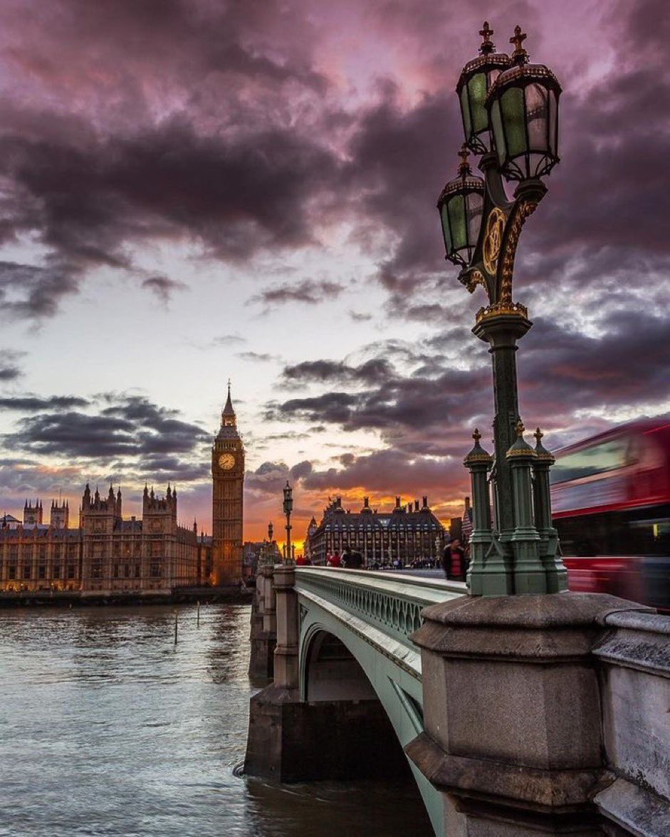 CameraTrickTips's tweet photo. London 🏴󠁧󠁢󠁥󠁮󠁧󠁿 https://t.co/FerZg0qUr1