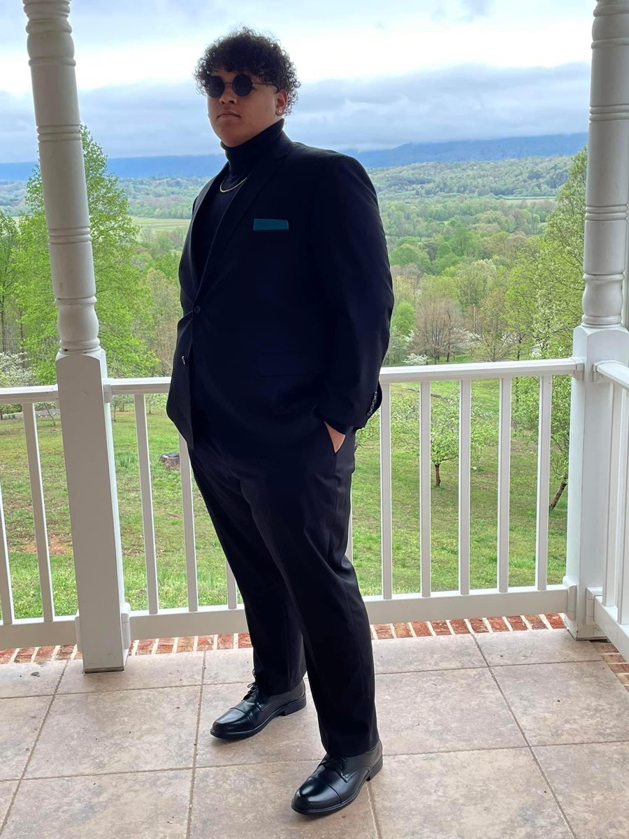 “ real definition of a fallen star “🤔