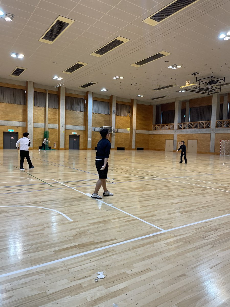apc_handball's tweet photo. 昨日、今日と大会に向け練習しました！
1年生が3人も来てくれてとても嬉しかったです！！

次の活動日は4月13日の木曜日 18時から20時です
場所は体育館です。

プレーヤー、未経験の方、マネージャー、大歓迎です🙆‍♀️🙆‍♀️
お待ちしています👍 https://t.co/oE6FKmZF8G