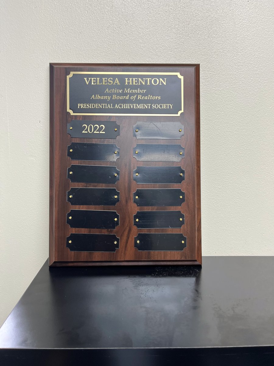 LoveThatHouseR1's tweet photo. CONGRATS!! Velesa Presidential Achievement Society!!! https://t.co/EZnk52YDs4