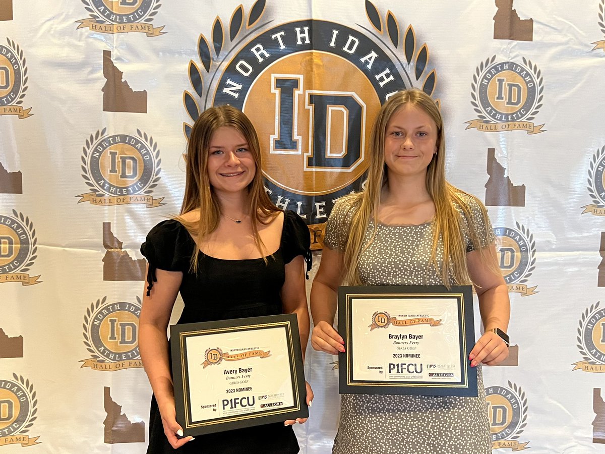 CurtBayer's tweet photo. Great night. My twin daughters were both finalists for North Idaho Athletic Hall of Fame. My daughter, Braylyn took home the prize. Can’t ask for better daughters- both on AND off the course. https://t.co/X7nHNoN2Bt