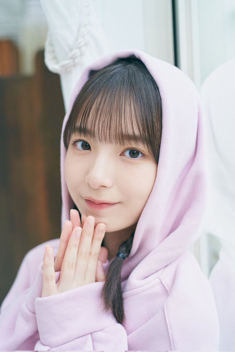AlterEvolver's tweet photo. Watanabe Rina via Hinata 4th photo studio 
https://t.co/Ainh8pJLUS https://t.co/hMmC3Lbnk0