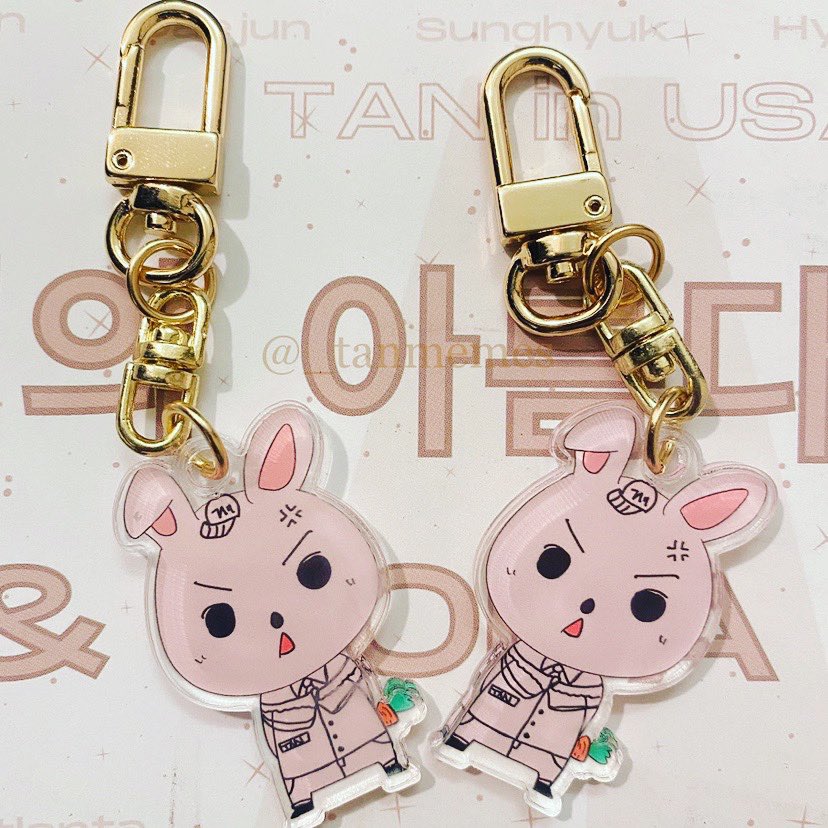 _tanmemes's tweet photo. WTS TAN Tour Keychain $12 each + shipping
Accept PayPal, Venmo, or Zelle.
#wtskpop #wtskpopphotocard #wtsTAN #dreamdeurim #kpopphotocard #kpopalbum #TAN #Changsun #Jooan #Jaejun #Sunghyuk #Hyunyeop #Taehoon #Jiseong #탄 #티에이엔 #창선 #주안 #재준 #성혁 #현엽 #태훈 #지성 https://t.co/9WdScLYaHA