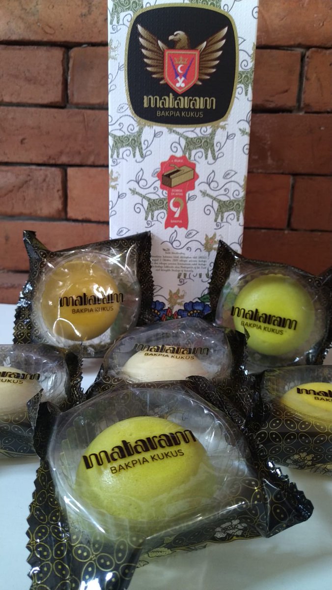 niaharyanto's tweet photo. Utk saat ini, varian rasa Mataram Bakpia Kukus yg tersedia di antaranya rasa Alpukat Mentega, Susu Cokelat, Durian Musang King, Pisang Raja, dan Matcha Latte. #MataramBakpiaKukus https://t.co/vMY4cSUWNy