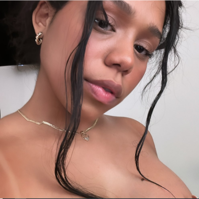 IMBRlTTANY's tweet photo. lunch and a quickie?