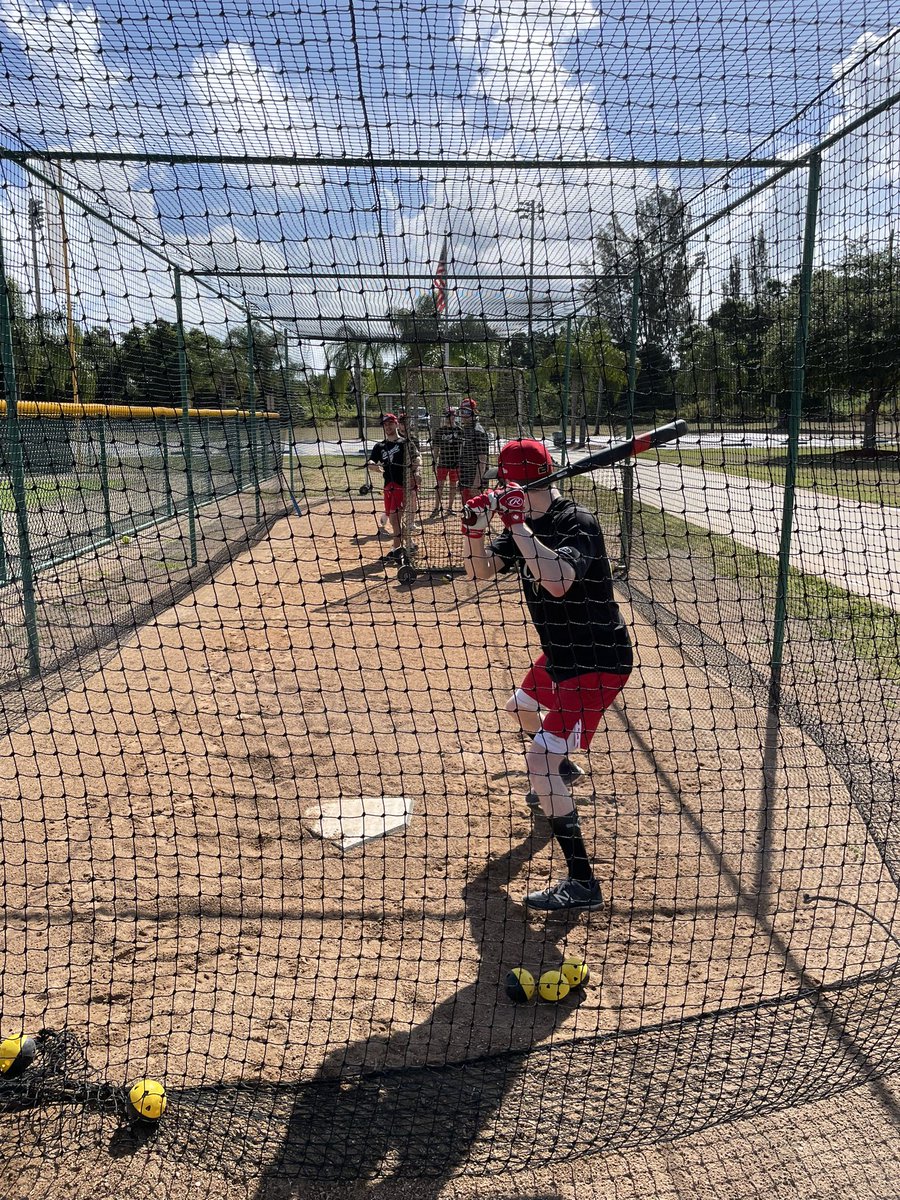 quinner1975's tweet image. Preparations for the U23 @WBSC World Cup in Argentina continues tomorrow with a double header against the U23 USA MNT at the Jackie Robinson Training Facility. Games can be watched through @USASoftball and @GCsports #feartheleaf #victorylovespreparation @SoftballCanada