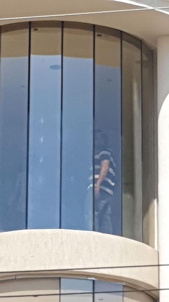 ma3den's tweet image. #تركيب  زجاج سكوريت واجهات زجاج سكوريت وتنفيذ مكاتب زجاج وشاورات زجاج ... ورسم علي جميع انوع الزجاج وأعمال شبابي