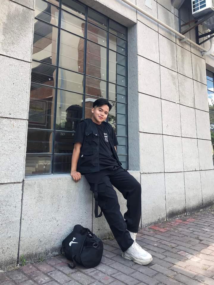 LiiiVillacorta's tweet photo. 👽 https://t.co/DIG0TWVQBr