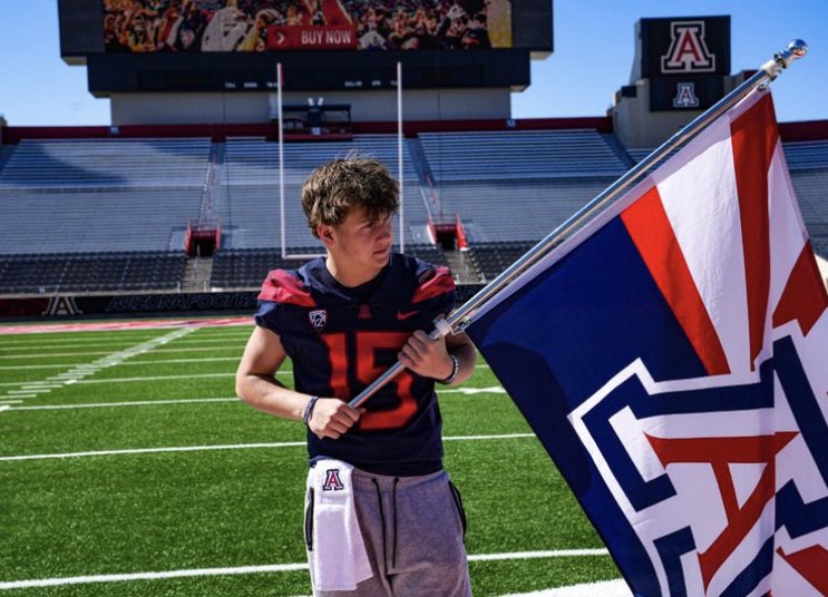 Thank you for having me out <a href="/ArizonaFBall/">Arizona Football</a> ! #BearDown 🐻⬇️
-
<a href="/CoachJimmieD/">Jimmie Dougherty</a> <a href="/CoachPaopao/">Jordan Paopao</a> <a href="/CoachOmura/">Josh Omura</a> <a href="/CoachDCaldwell/">Dominic Caldwell</a> <a href="/brennanpcarroll/">Brennan Carroll</a> <a href="/tyler_luskin/">Tyler Luskin</a> <a href="/Bannack_/">Bannack Wheeler</a> <a href="/ScottieGraham/">Scottie Graham</a> <a href="/MDohertyFB/">Matt Doherty</a> <a href="/_camlemons/">Cameron Lemons</a> <a href="/Coach_KC84/">Kevin Cummings</a>