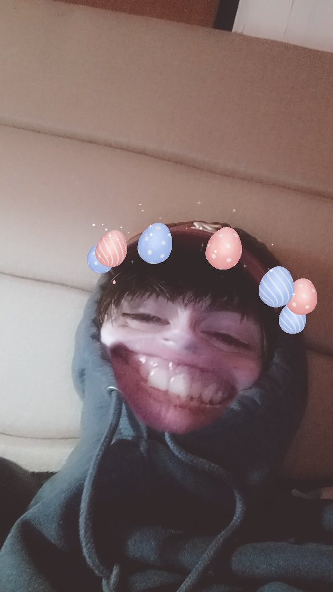 Th3kidd21's tweet photo. HAPPY EASTER #EasterSunday https://t.co/jccyAyqyns