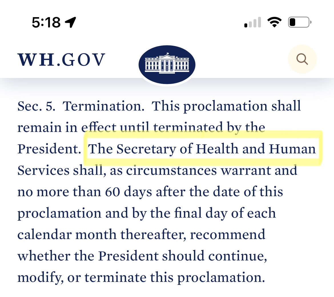 Carrie_Daly77's tweet photo. I hope @SecBecerra will give us a logical explanation for the vaccine requirement for foreign travelers.

The vaccine does not stop transmission, @CDCgov says we all have the same guidance and @WHO urges nations to lift travel restrictions.

Healthy unvaxxed foreigners are banned while covid positive travelers can freely enter the country.