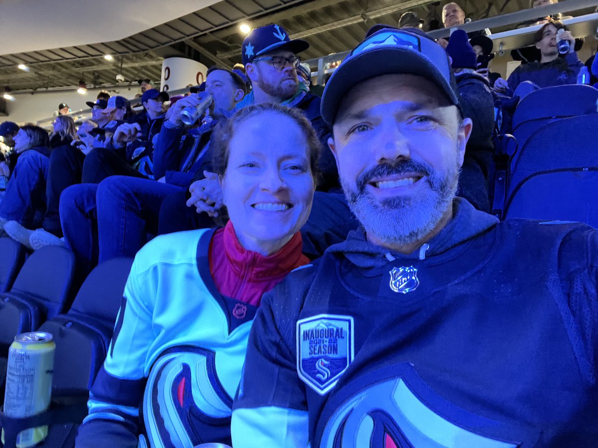 CTBuresh's tweet photo. Excited to be here and heading to the playoffs! ⁦@SeattleKraken⁩ https://t.co/a0qngqG5vn