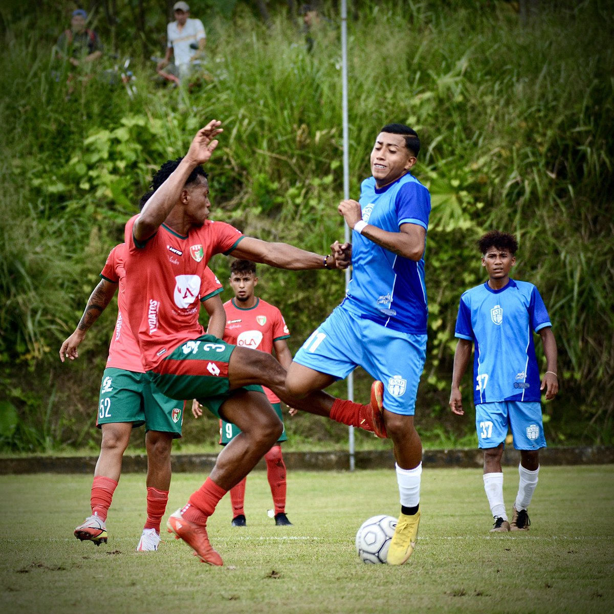 CDASantoDomingo's tweet photo. Activen su  #modoarbitro
.
Los leemos
😬😬😬😬👀👀👀👀👀 https://t.co/exS18MkXCc