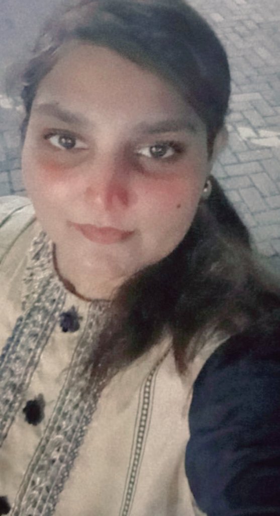 chahtSHKoffical's tweet photo. Understanding someone is more important than knowing them because there are many people who know you but don't understand you.
#Thinkoftheday #Chahatsheikh #RamzanMubarak2023 https://t.co/UZVnYfcCEb