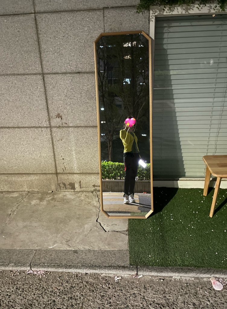 Wo__ning's tweet photo. 230402
최애로 아패꾸하고
공부,체력증진 프로젝트 시작!
밤에보는 벚꽃최고ㅠㅠ
조던 너무예뻤다… https://t.co/FVfoiik6CP