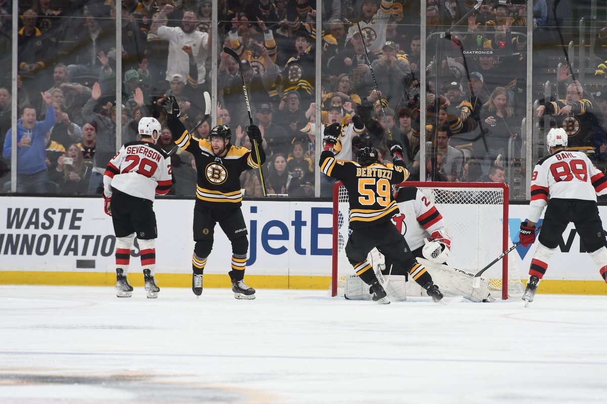 NHLBruins's tweet photo. History matched. https://t.co/JrfeFtOZ3k