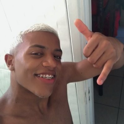 ant0ny03__'s tweet photo. #NovaFotoDePerfil https://t.co/9ifTqG4DLk