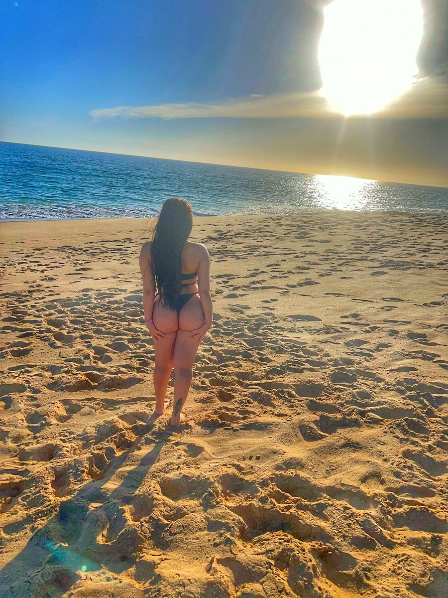 AngieRamirez_18's tweet photo. Un día muy caliente.🌝👀 https://t.co/bZcaHV6Tz8
