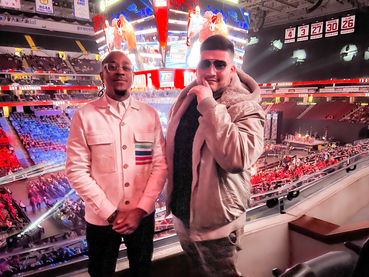 TobiasEats's tweet image. @TobiasEats &amp;amp; @kazijonesmusic #Sendingit At #StevensonYoshino #TopRank #ESPN
