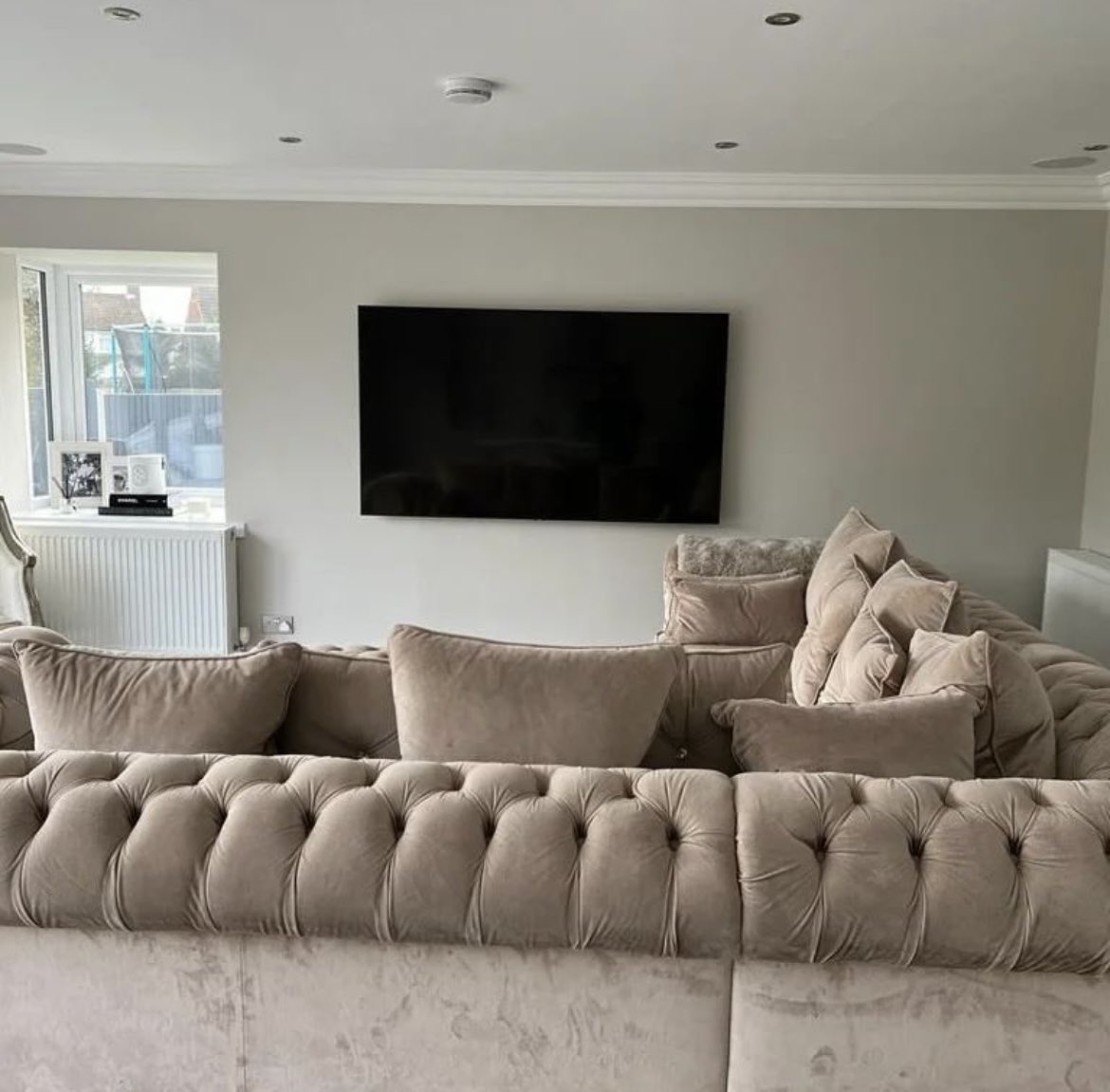 LSH Decorating Services tweet media